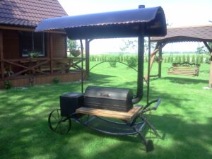 Šaškykinė su stogu 19