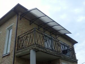 balkono rankų darbo tvorelė